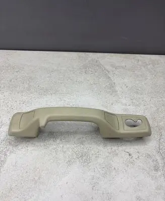 Rear interior roof grab handle
