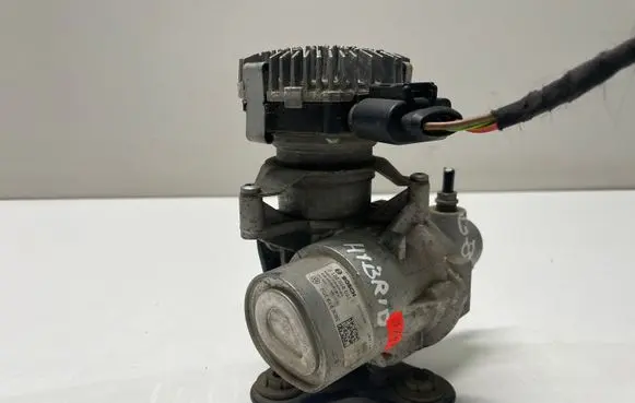 Volkswagen PASSAT B8 Master brake cylinder 0132018031 5QE614308E