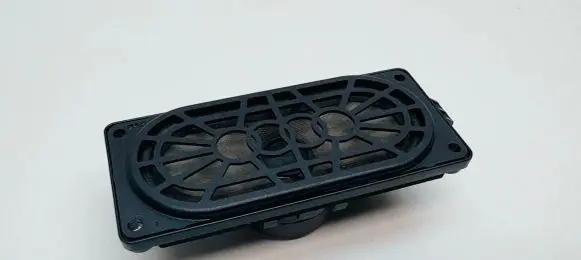 Audi R8 42 Panel speaker 8J0035362