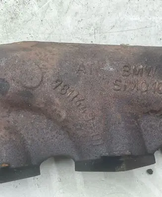 BMW X6 E71 Exhaust manifold 7811449