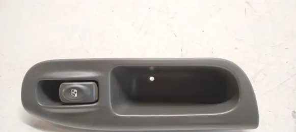 Renault Scenic I Electric window control switch 1842000 432963K A0116M