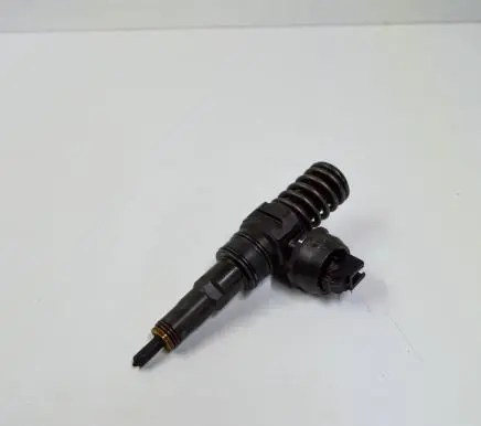 Volkswagen Phaeton Fuel injector 07Z130073H