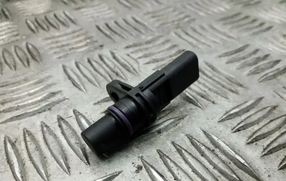 Seat Leon (5F) Camshaft position sensor 04L907601
