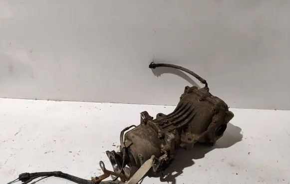 Nissan X-Trail T30 Rear differential R145