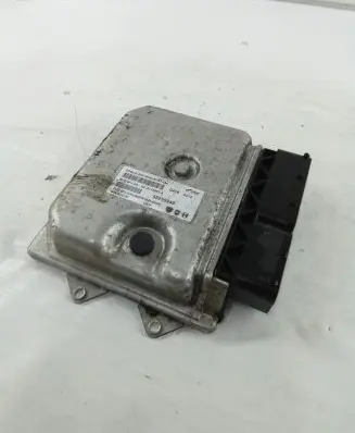 Opel Combo D Engine control unit/module 55255949