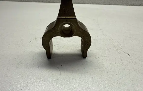 BMW 3 F30 F35 F31 Fuel Injector clamp holder 