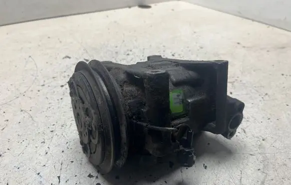 Nissan X-Trail T30 Air conditioning (A/C) compressor (pump) 2K432