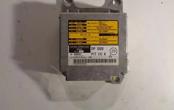 Lexus IS 220D-250-350 Airbag control unit/module 8917053110 0285001904