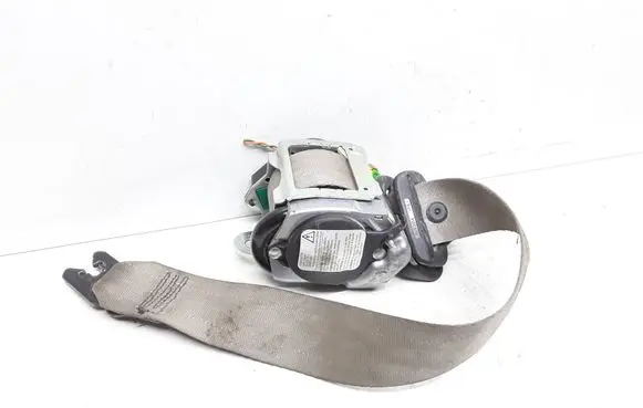 Volvo XC90 Rear seatbelt 6841740 606053633 601239800