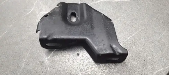Mercedes-Benz C W202 Radiator mount bracket 6041410840