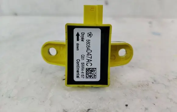 Chrysler Town & Country V Airbag deployment crash/impact sensor 56054047AC