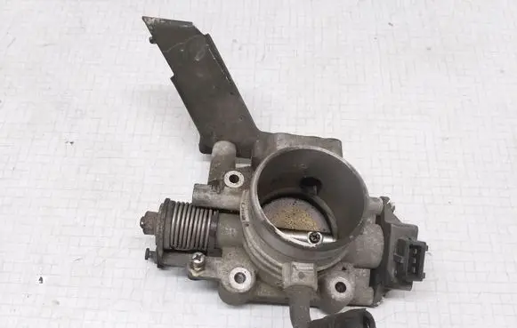 KIA Rio Throttle valve 0K24718911 M280122021