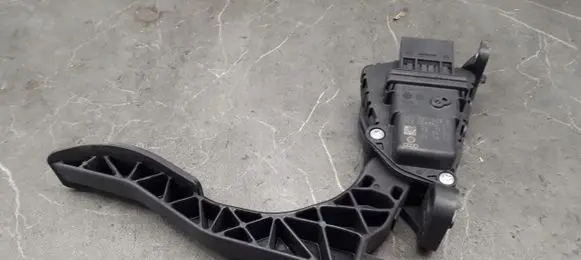 Audi A6 S6 C6 4F Accelerator throttle pedal 4f1721523b