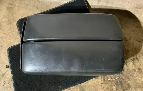 Audi A8 S8 D4 4H Armrest