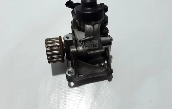 Mercedes-Benz Citan W415 Fuel injection high pressure pump 167001056R
