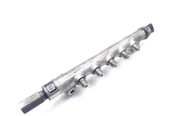 Opel Mokka Fuel main line pipe 55570022 03S56280 33280022