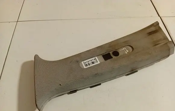 Mercedes-Benz B W245 (B) pillar trim (top) A1696903325