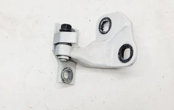 BMW 7 E65 E66 Rear door lower hinge 7017818