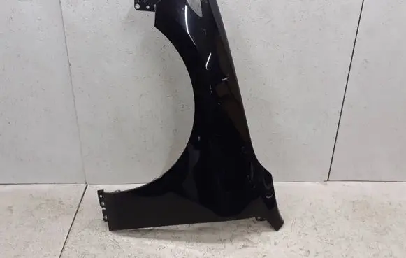 Mazda 3 II Fender Błotnik przedni przód lewy mazda 3 BP 2019->