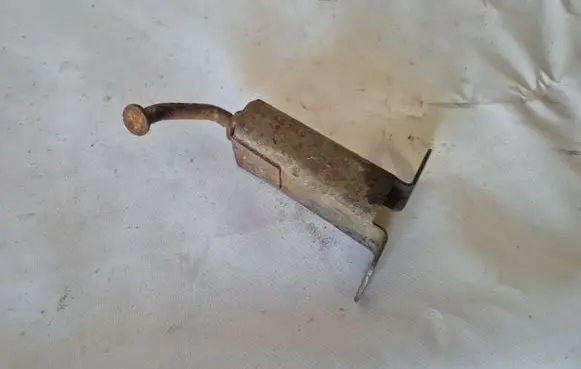 Chevrolet Corvette Engine bonnet/hood lock/latch loop/hook 