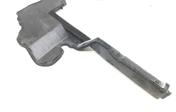 Nissan Rogue Intercooler air guide/duct channel 