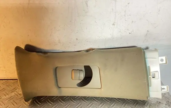 Toyota Land Cruiser (J200) (B) pillar trim (top) 6241060130 7313530050