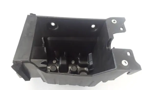 Volvo XC90 Battery bracket 31479621