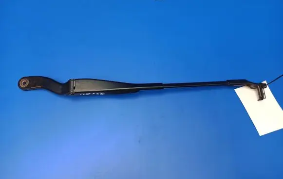 Mercedes-Benz E W211 Front wiper blade arm A2118200344