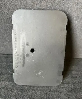 Quarter panel pressure vent