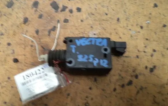 Opel Vectra B Tailgate/trunk/boot lock/catch/latch