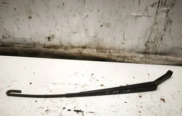 Audi A4 S4 B5 8D Front wiper blade arm 8D1955408D