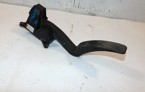 SsangYong Rodius Accelerator throttle pedal 2055021000 JY05C150004 01545031501