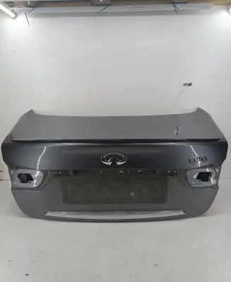 Infiniti Q50 Tailgate/trunk/boot lid
