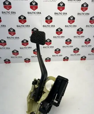 BMW 5 GT F07 Brake pedal 6782665