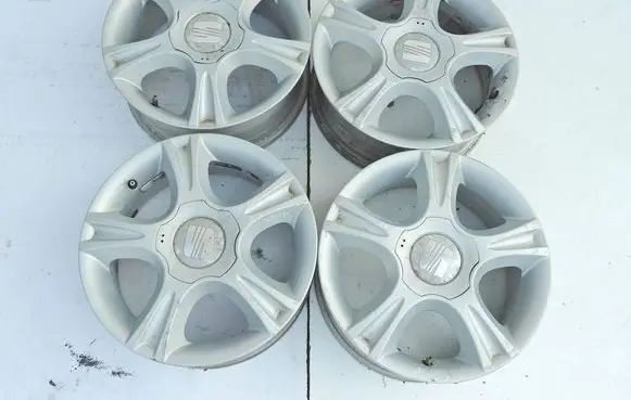 Seat Ibiza III (6L) R15 alloy rim 