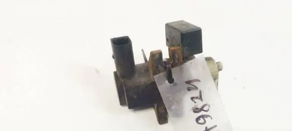 Audi A6 S6 C5 4B Turbo solenoid valve 8E0906627A 72290335
