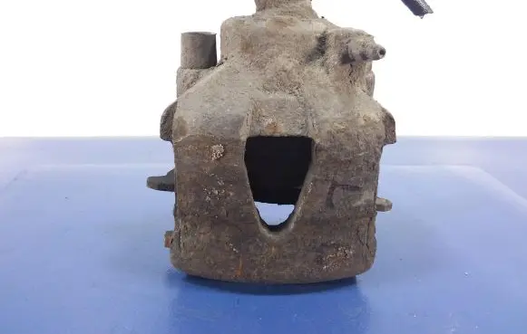 Skoda Octavia Mk2 (1Z) Front brake caliper