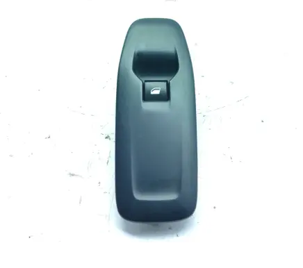 Peugeot 208 Electric window control switch 96751118ZD 17072012