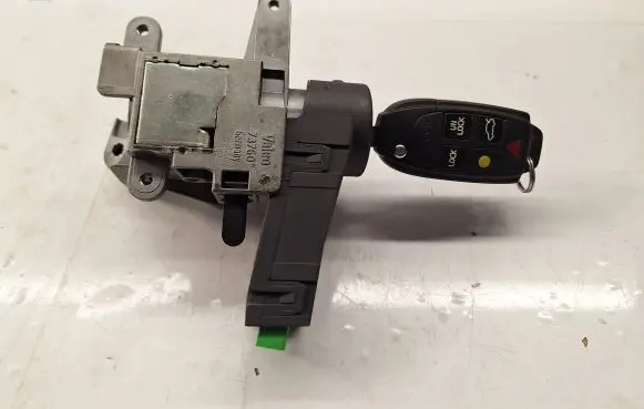 Volvo V70 Ignition lock 31253392 8626324 16184