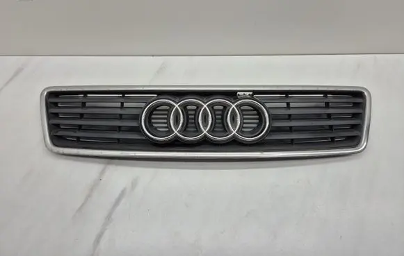 Audi A6 S6 C5 4B Front grill 4B0853651A