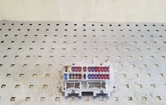 Fuse box set