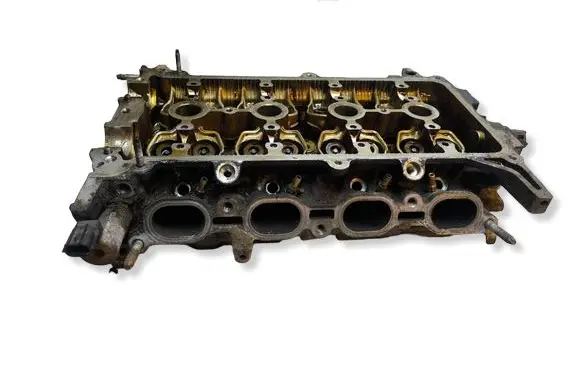 Toyota Prius (NHW20) Engine head 1110121061