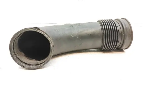 BMW 5 E60 E61 Air intake duct part 7521024 7525718 10991213