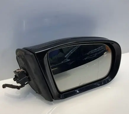 Mercedes-Benz E W210 Front door electric wing mirror 
