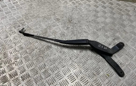 Mercedes-Benz E W211 Front wiper blade arm