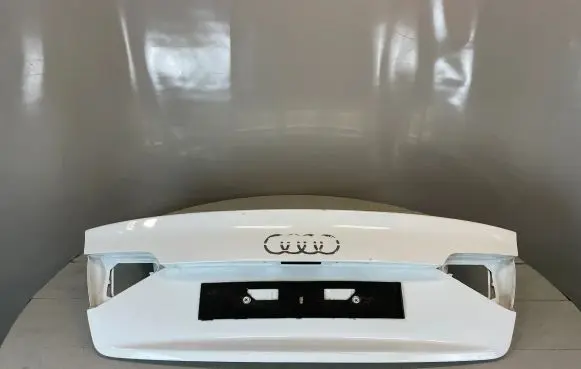 Audi A5 8T 8F Tailgate/trunk/boot lid