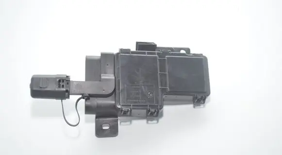 BMW 7 E65 E66 Fuse module 8387568