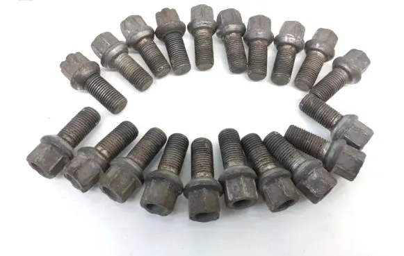 Skoda Octavia Mk2 (1Z) Nuts/bolts 