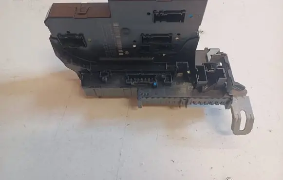 Mercedes-Benz E W212 SAM control unit A2129003702