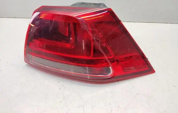 Volkswagen Golf VII Rear/tail lights 5G0945096N 90052062A 90011875